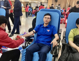 Cán bộ, Đoàn viên hưởng ứng phong trào hiến máu tình nguyện